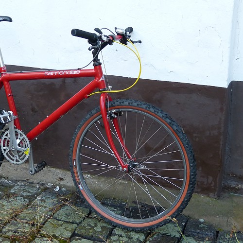 1988 SM700