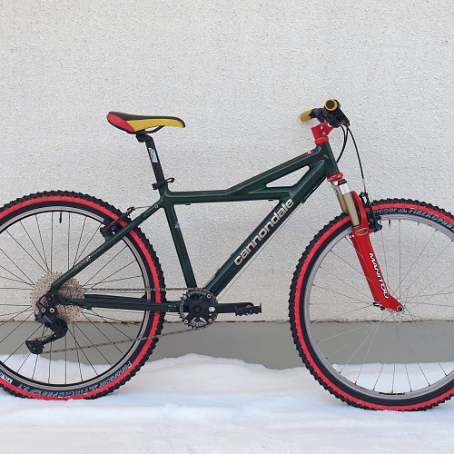 M-series CAAD2 XS (1998) restomod